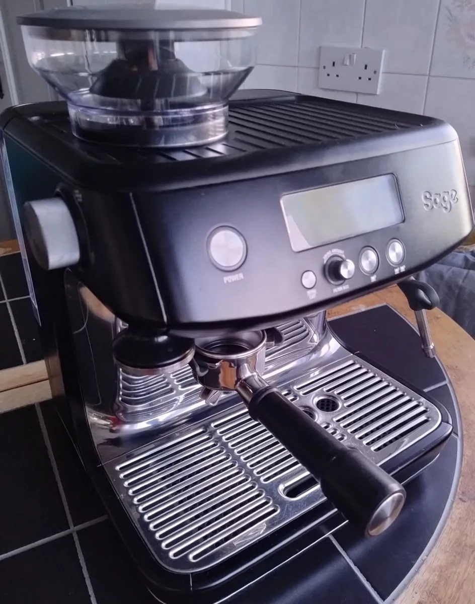 Sage Barista Pro Bean to Cup Coffee Machine - Image 1