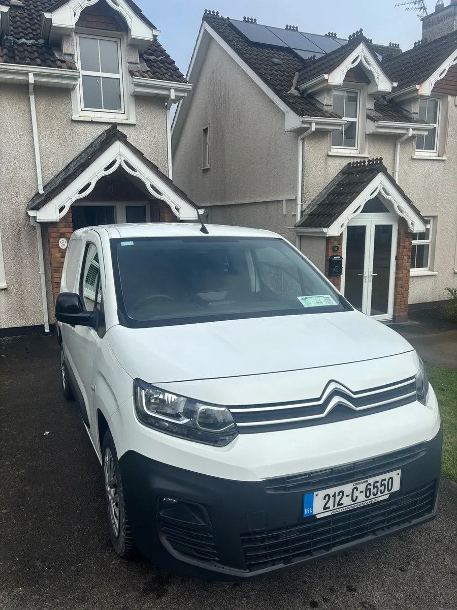 212 Citroen Berlingo 1000 Enterprise Pro BlueHDI - Image 1