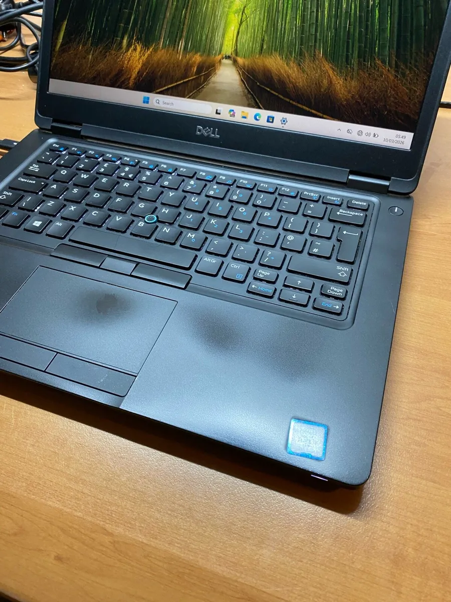 Dell laptop i5 pro 8/256 windows 11 - Image 2