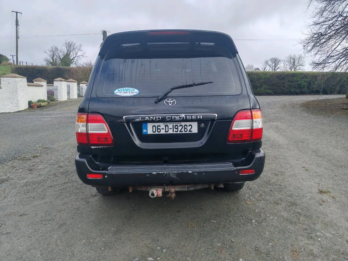 Toyota Amazon - Image 4