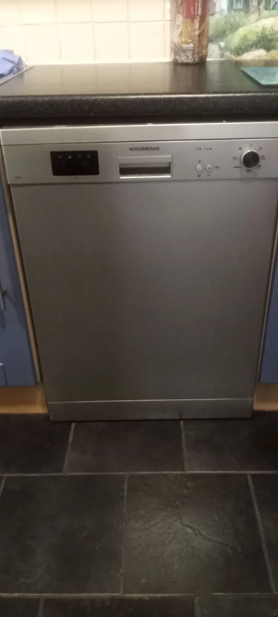 Dishwasher - Image 1