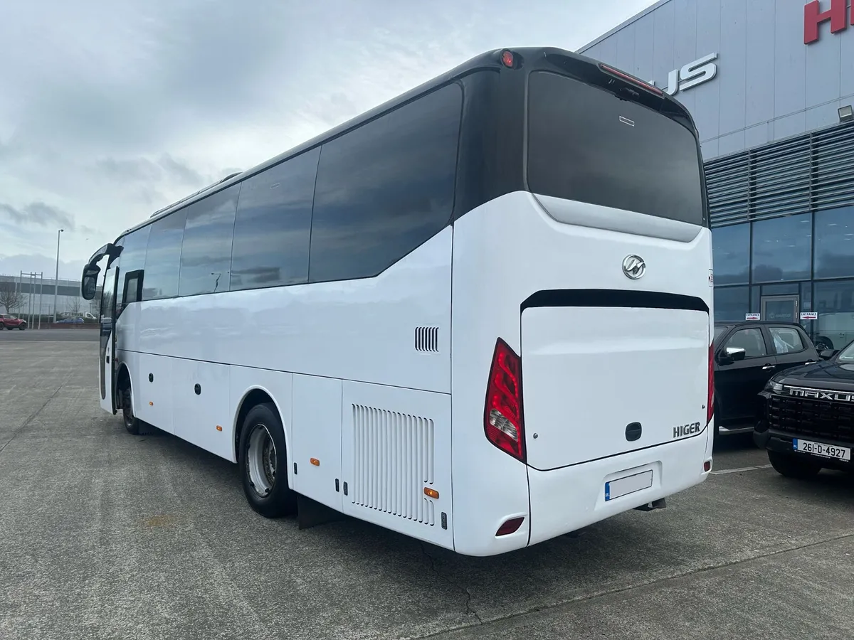 2017 Higer Super 9 - Image 3