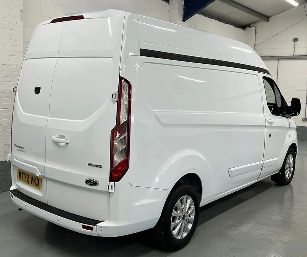 2022 Ford Transit Custom Panel Van - Image 2