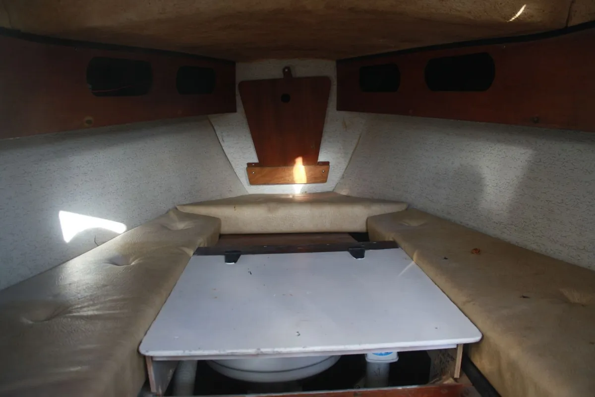 Achilles 24 yacht - Image 2