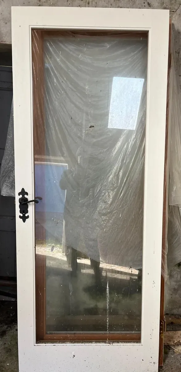 Interiors doors with handles - Image 1