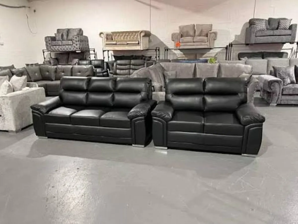 3+2 Bromley Gretal Leather & Fabric Sofa Set - Image 2