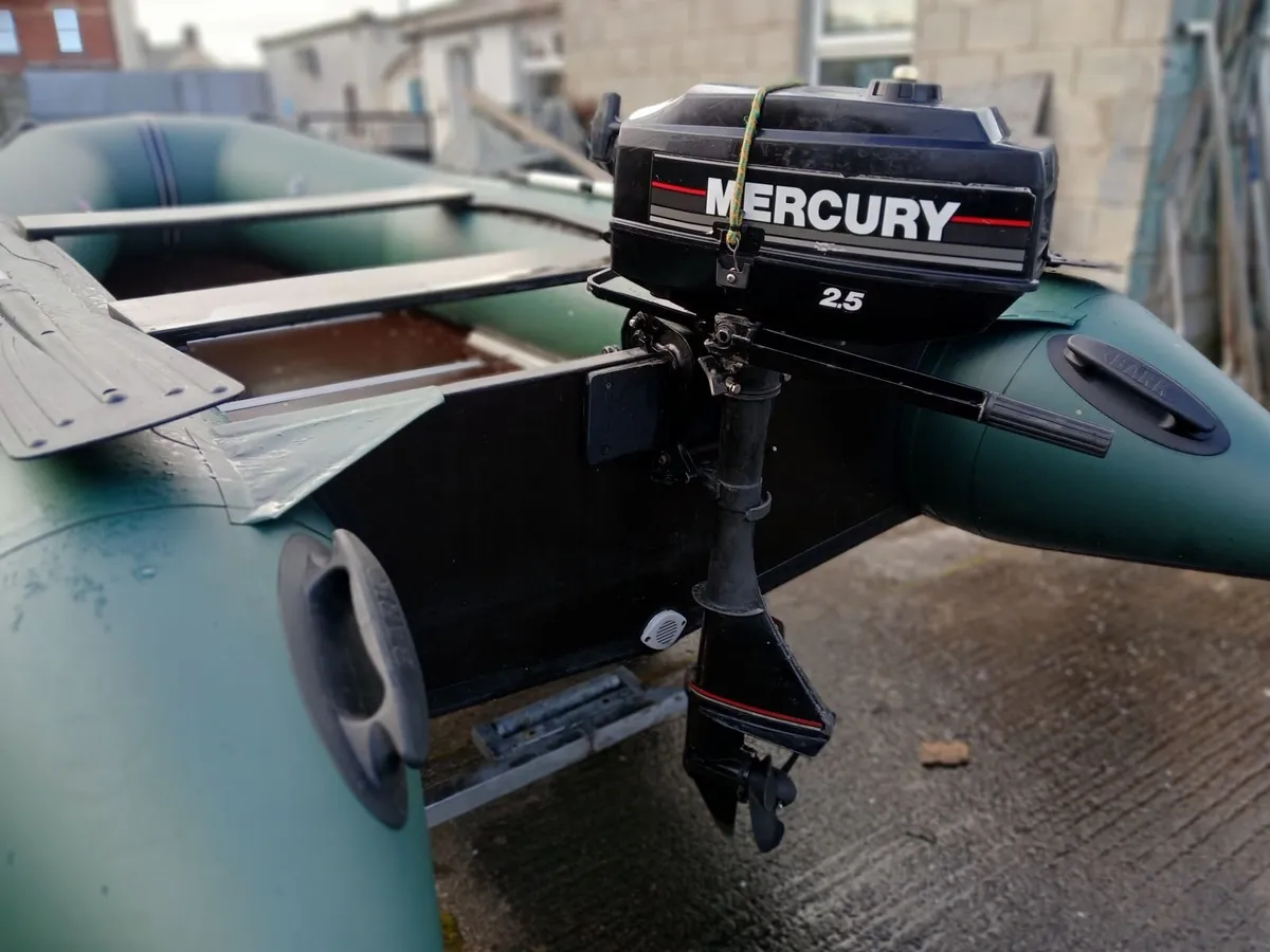 Inflatable boat - Image 2