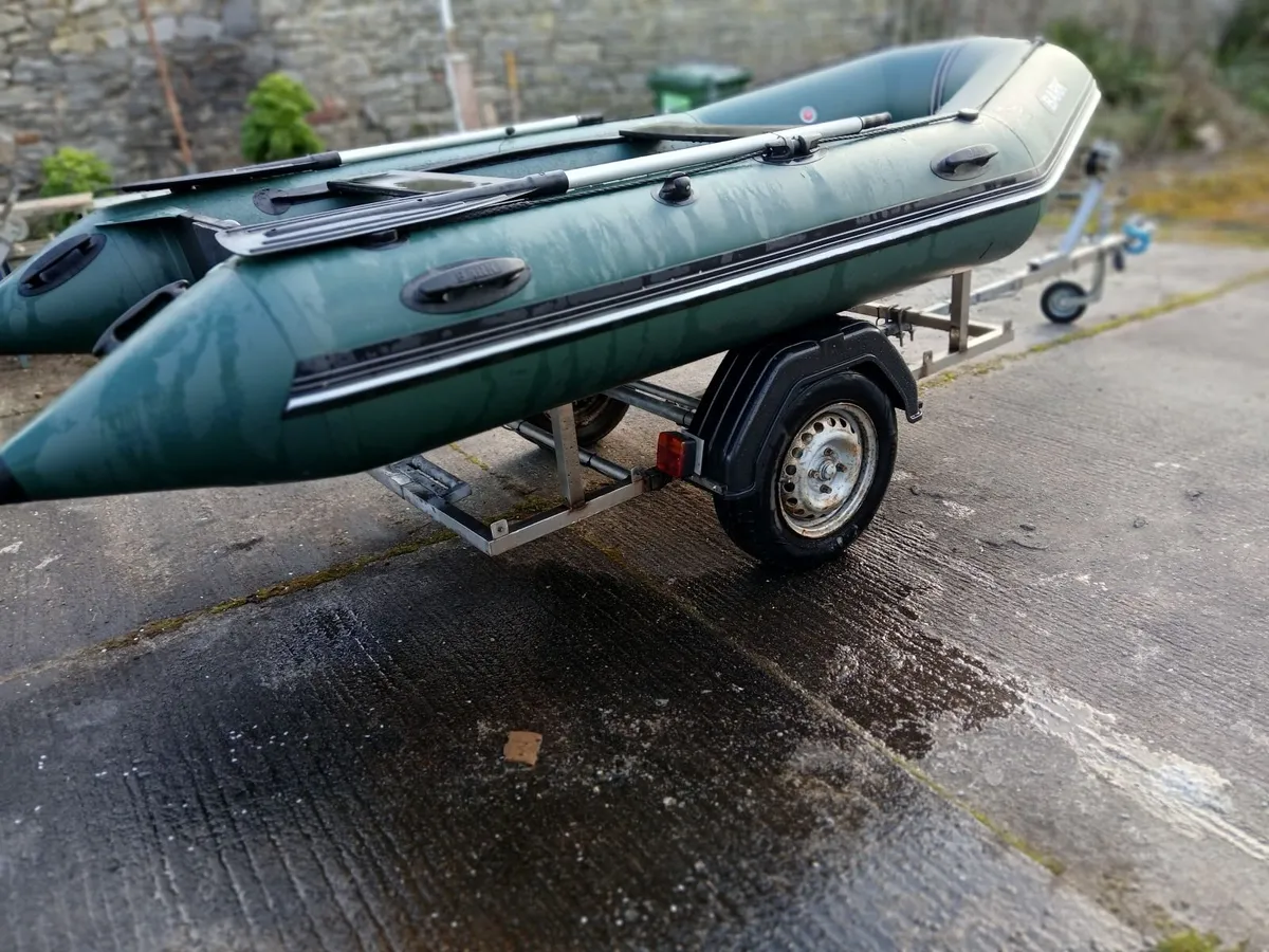 Inflatable boat - Image 3