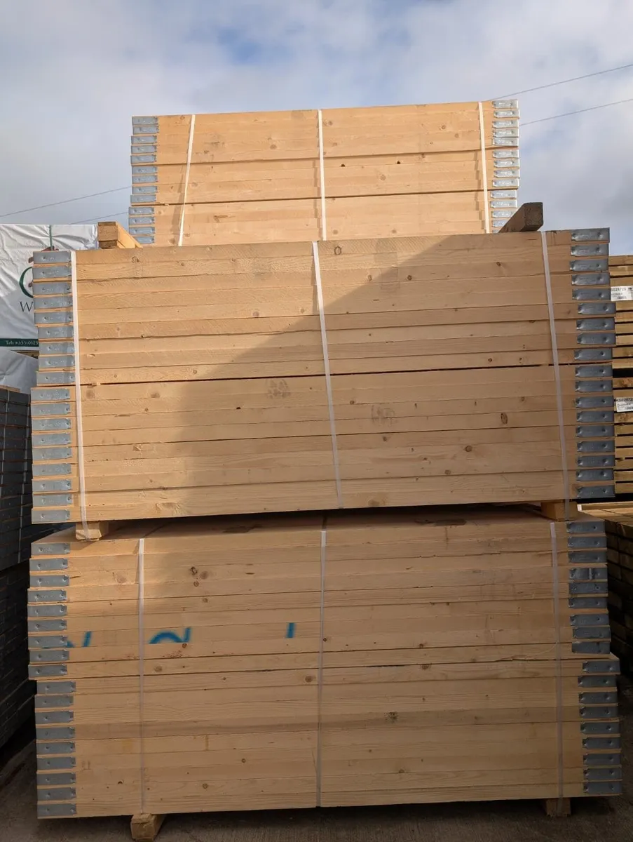 Scaffold Boards 2.42m BS2482 - Image 2