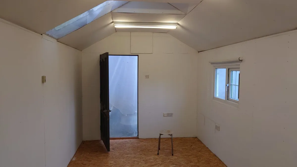 20 x 10 foot Garden Shed - Office - Hobby Room - Image 3