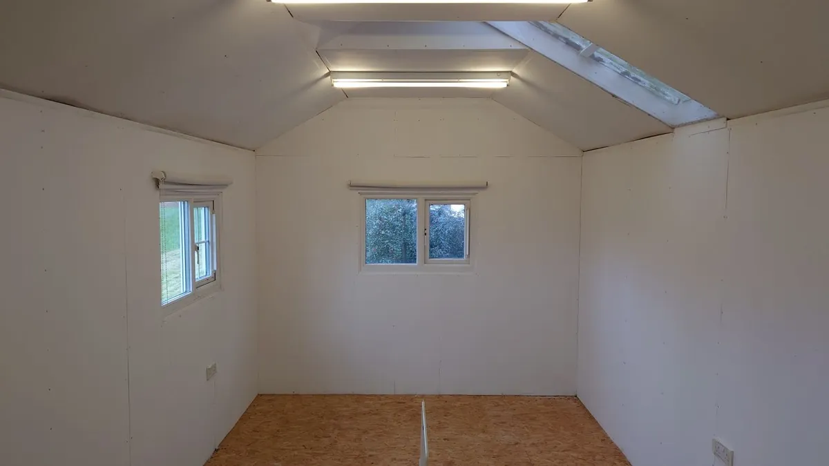 20 x 10 foot Garden Shed - Office - Hobby Room - Image 4
