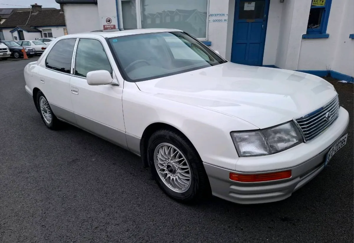 1995 Toyota Celsior 4.0 V8 32 valve - Image 2