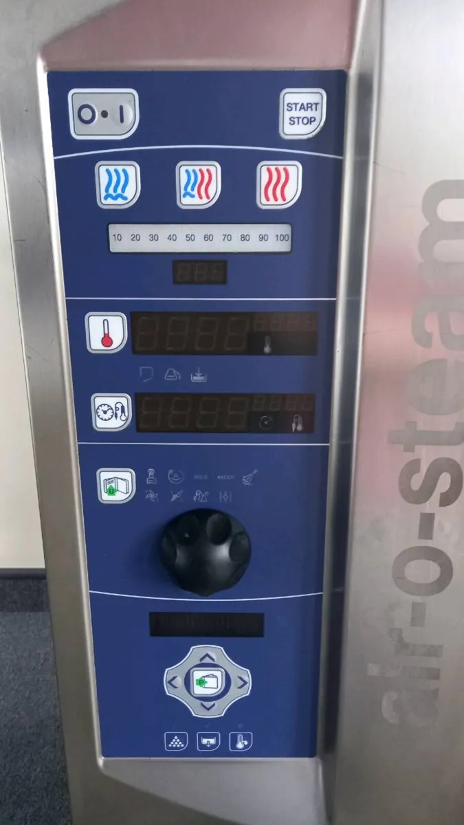 Electrolux Air-O-Steam Commercial Oven - Image 3