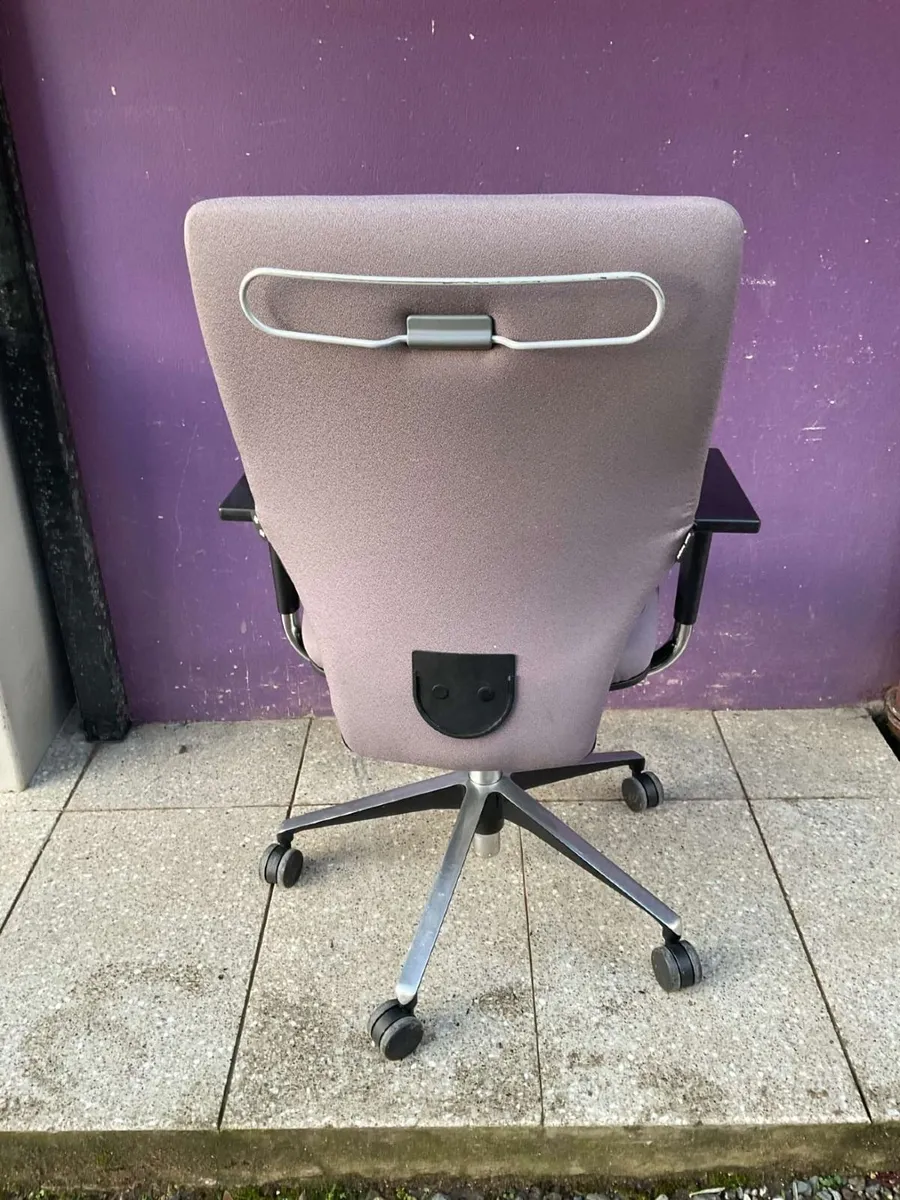 Orangebox X10 executive office chair - Image 3