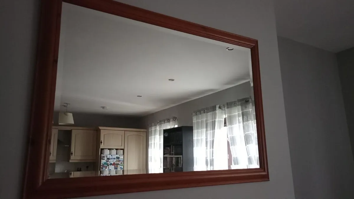 Large mirror - Image 1