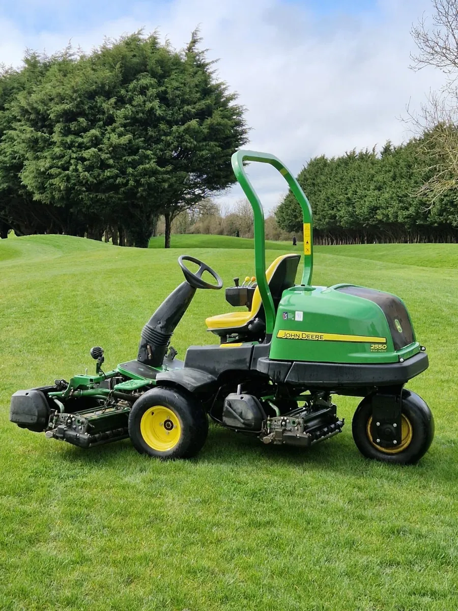 John Deere - Image 3