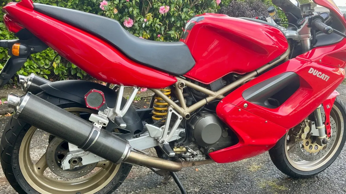 Ducati ST2 1999 Red excellent condition - Image 4