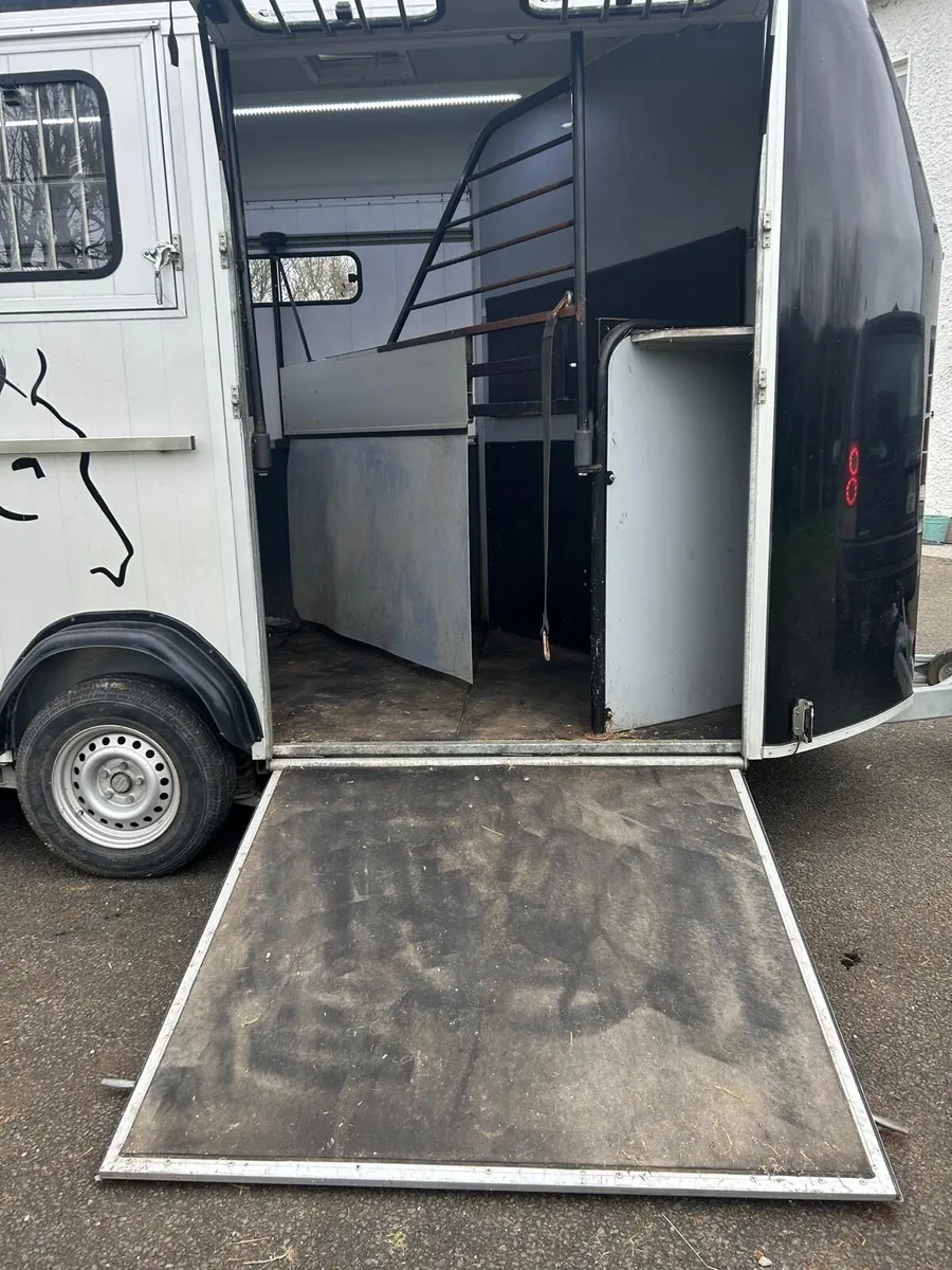 Used Cheval Liberte Maxi4 trailer - Image 4