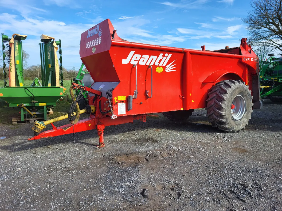 2017 Jeantil 13-10 Dung Spreader - Image 1