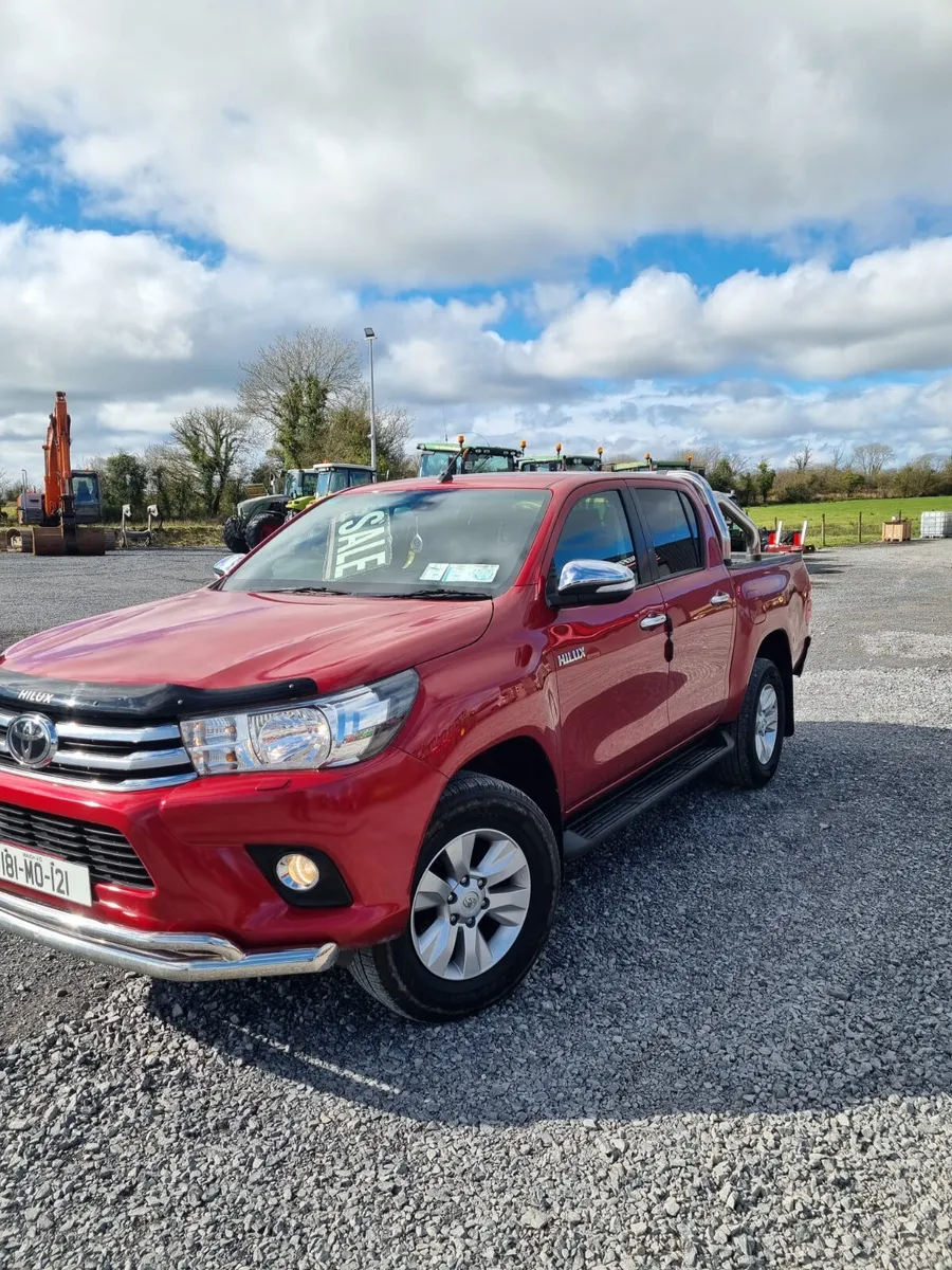 Toyota Hilux - Image 2