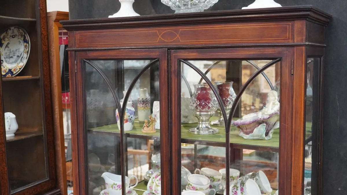 Antique Edwardian Style Display Cabinet - Image 2
