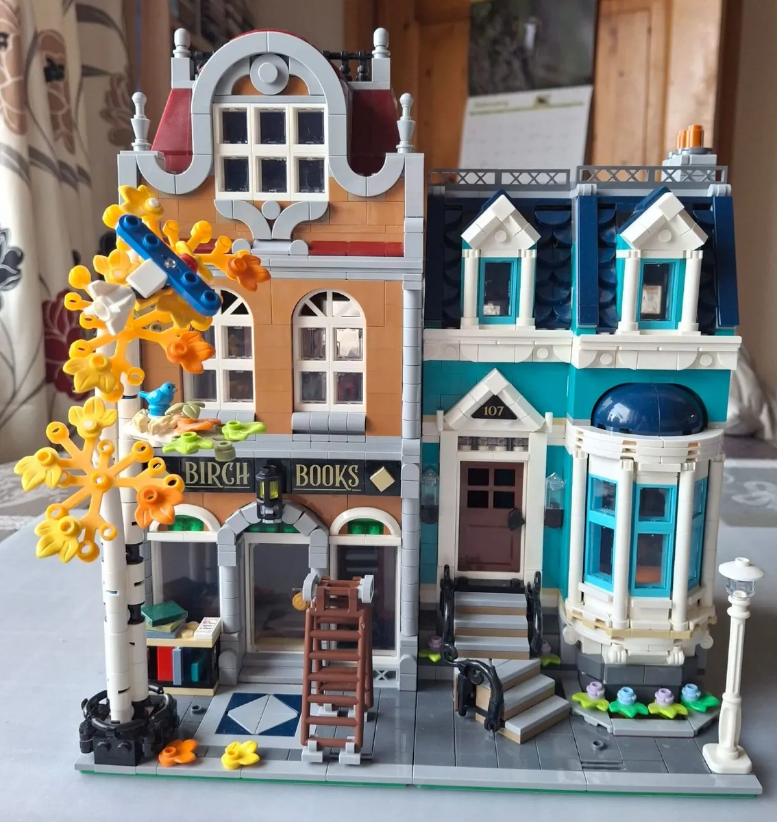 Lego Creator Expert Bookshop - Image 1