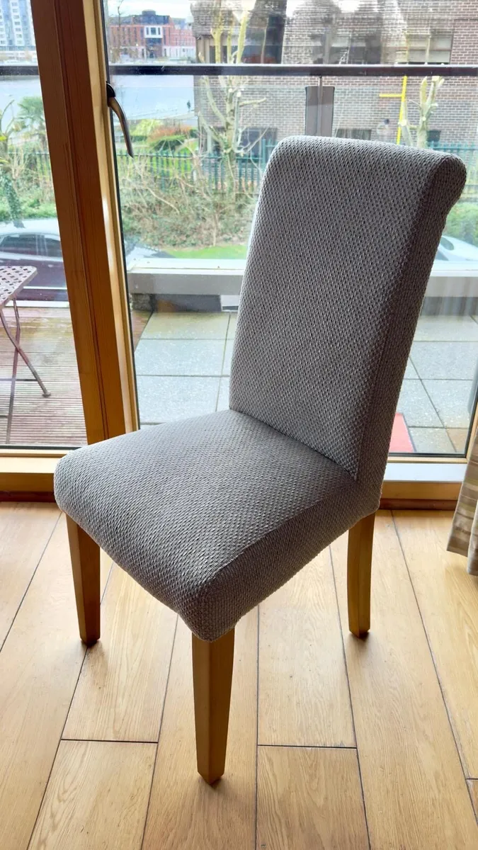 Dining chairs - Image 1