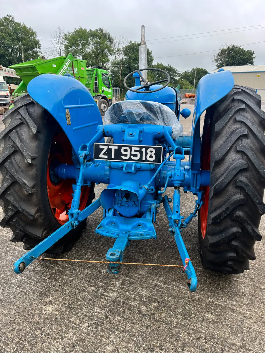 Tractor - Image 4