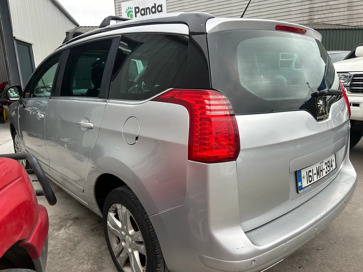 Peugeot 7 seater top spec - Image 4