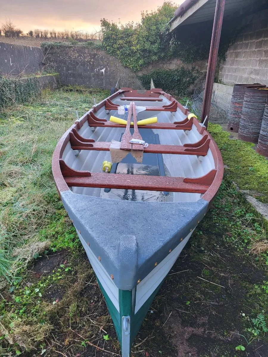 19ft Burke lake boat - Image 2