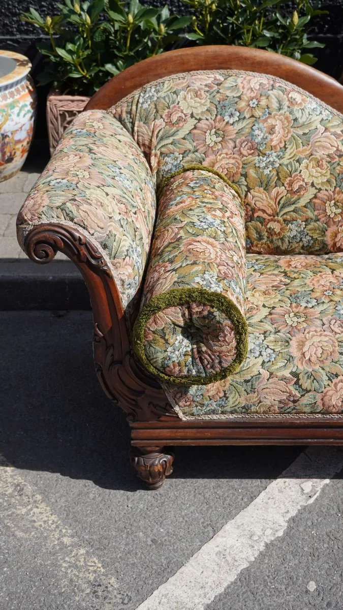 Victorian Carved Oak Settee - Image 4