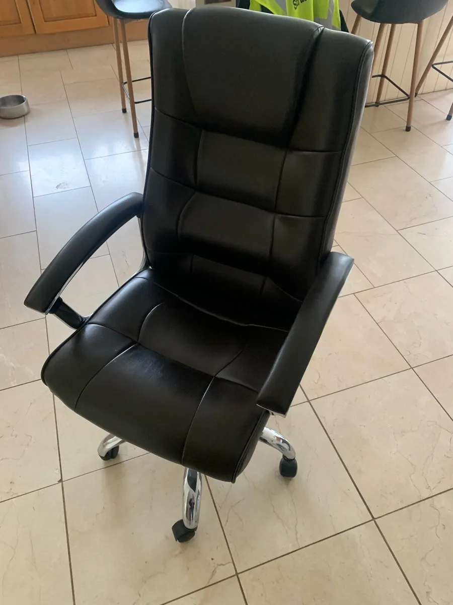 Office chair. Free to take away - Image 2