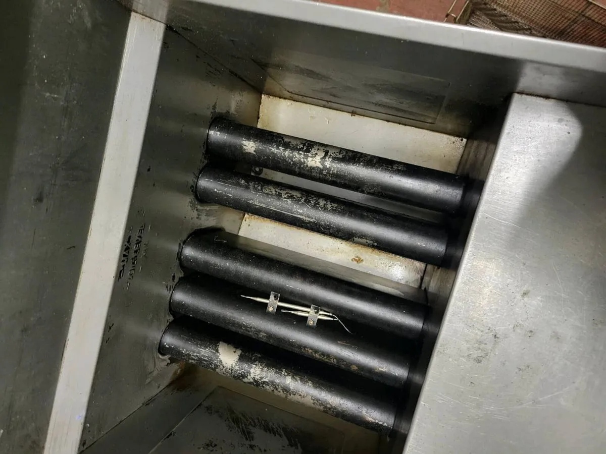 Fryer LP (Cylinder) GAS 5 Burner BANKS - Image 4