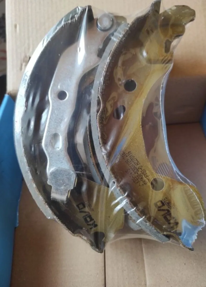 Brake Shoes - Image 1