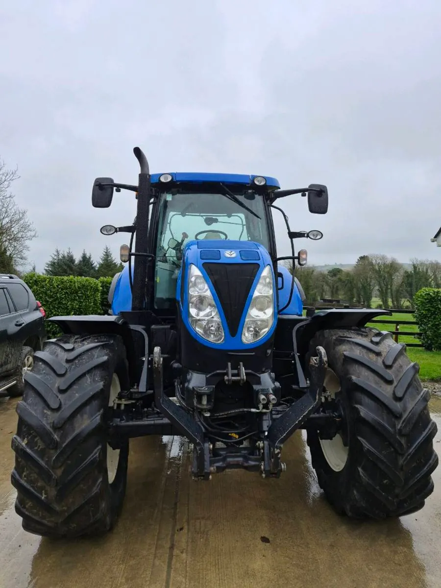 New Holland T7.185 R/C 2012 - Image 2