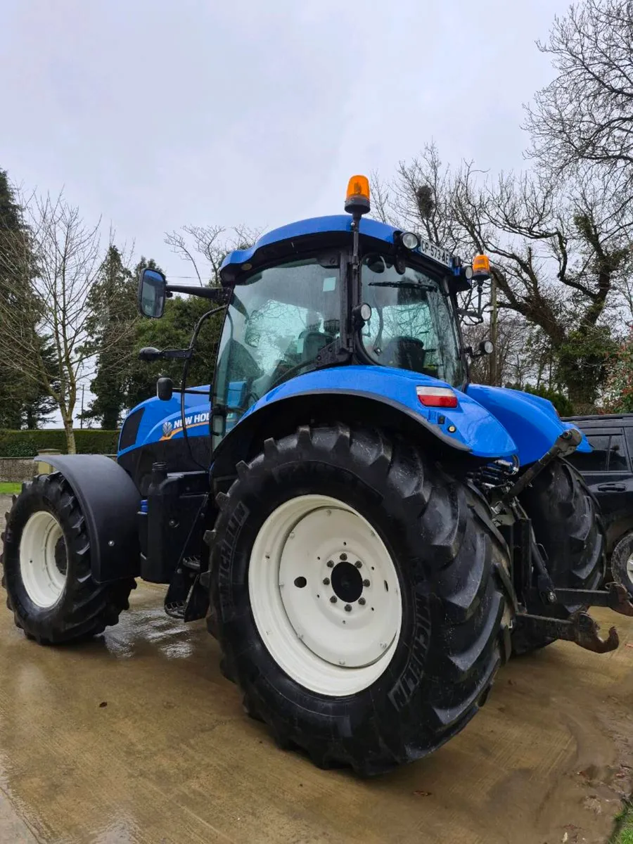 New Holland T7.185 R/C 2012 - Image 4