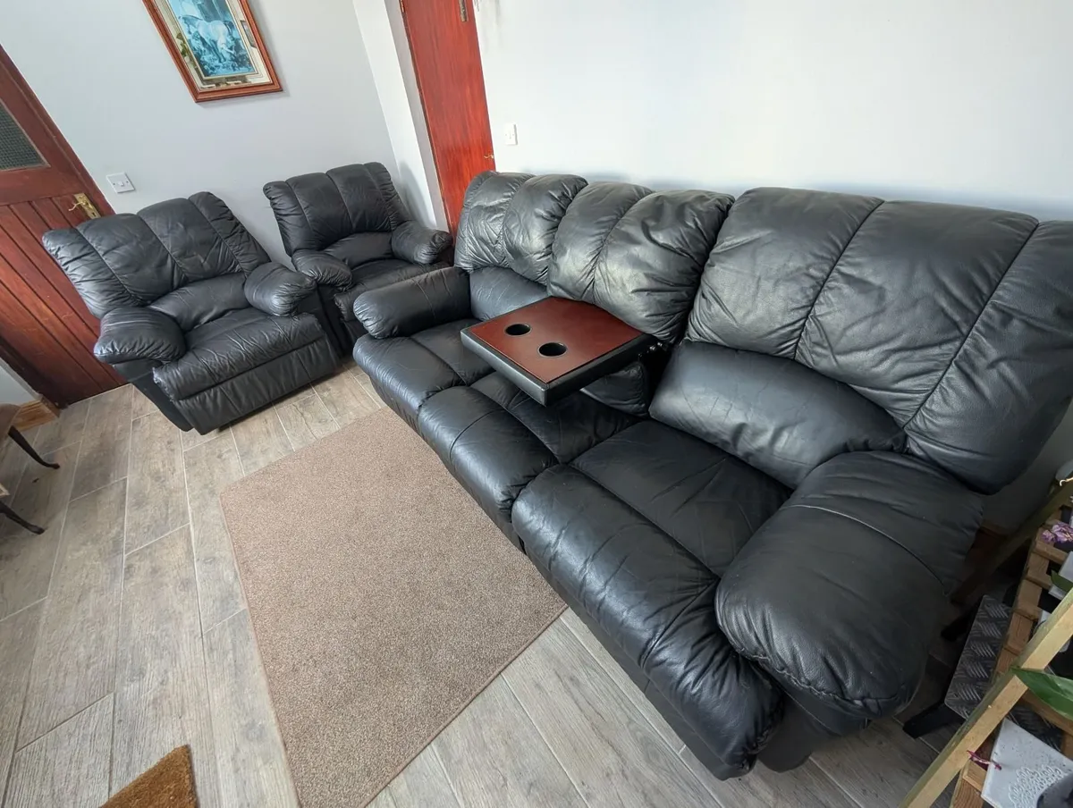 Recliner Couch & Armchairs - Image 3