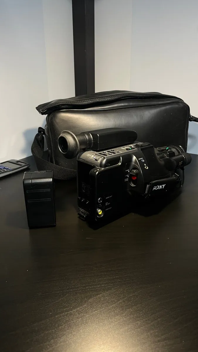 Camera Bundle - Image 2