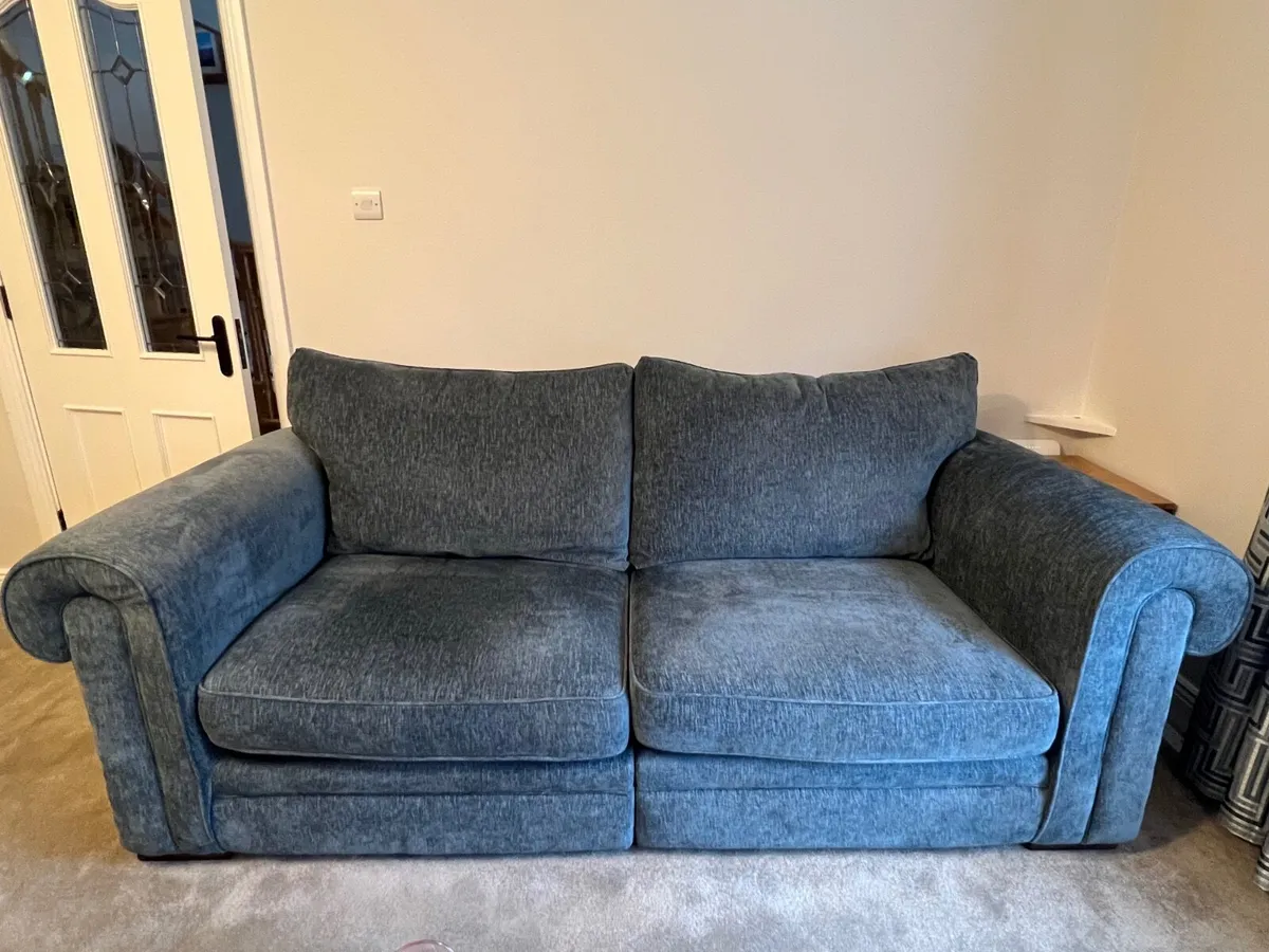 TWO SOFAS 3 seater and 2 seater -price is for both - Image 3