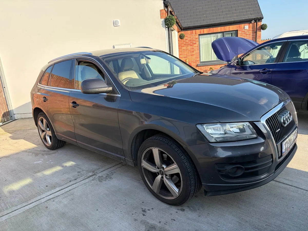 Audi q5 2.0 tdi automatic 2011 - Image 2