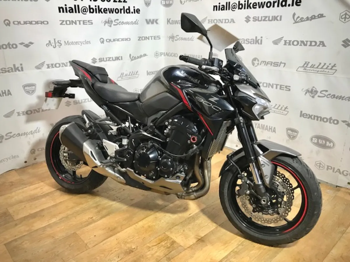 PRE-OWNED Kawasaki Z900 2023 - Image 2