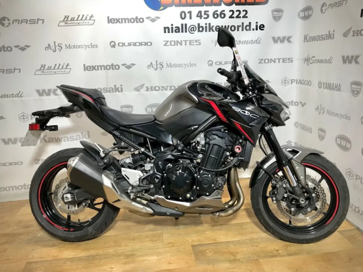 PRE-OWNED Kawasaki Z900 2023 - Image 1