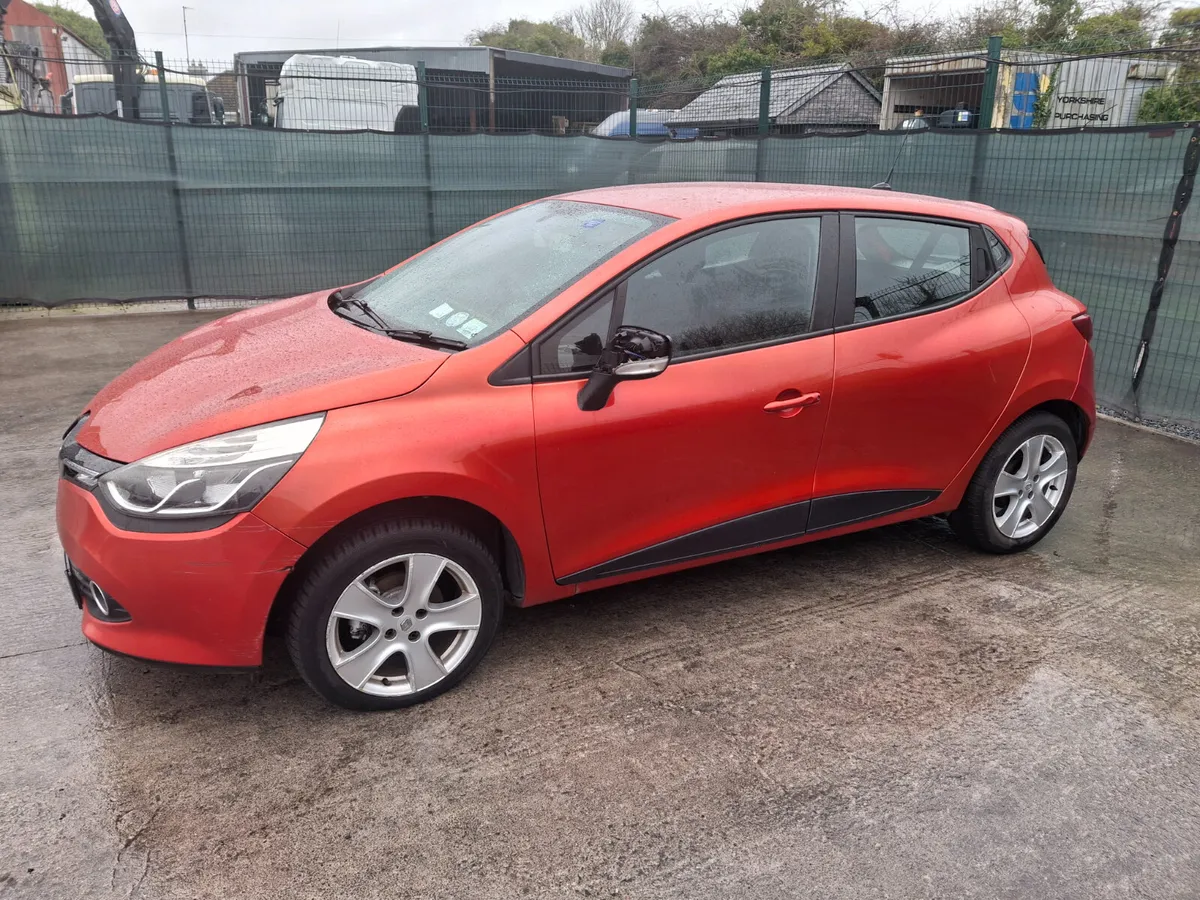 132 Renault Clio  Dynamic  1.2 Petrol - Image 1