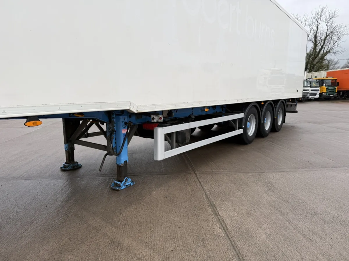 2017 GRAY & ADAMS MULTI-TEMP FRIDGE TRAILER - Image 4