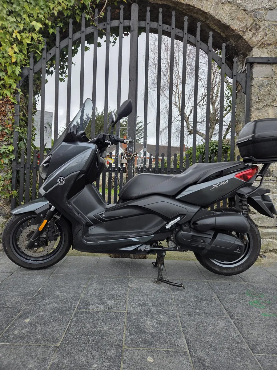 2018 YAMAHA XMAX 125 MOTO4U - Image 3