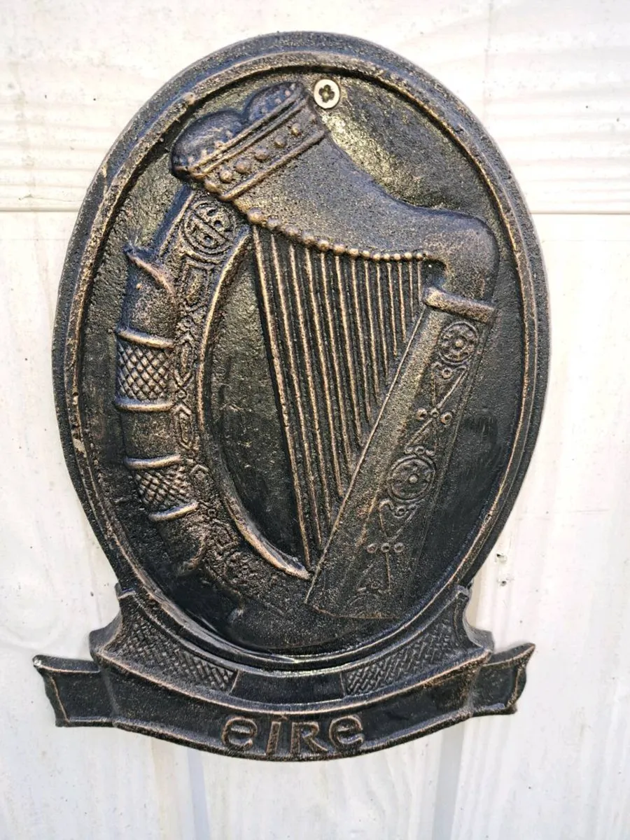 Eire harp cast iron sign
