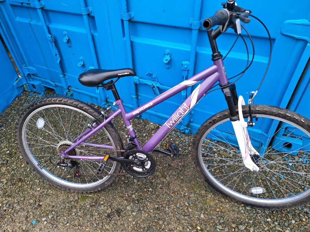 Apollo Twilight Ladies Mountain Bike - Image 2