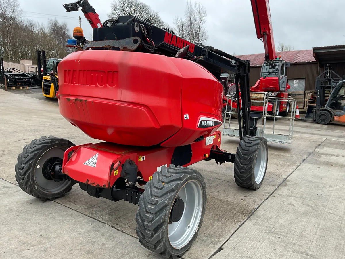 Manitou 160 ATJ Articulated Boom Lift - Image 2