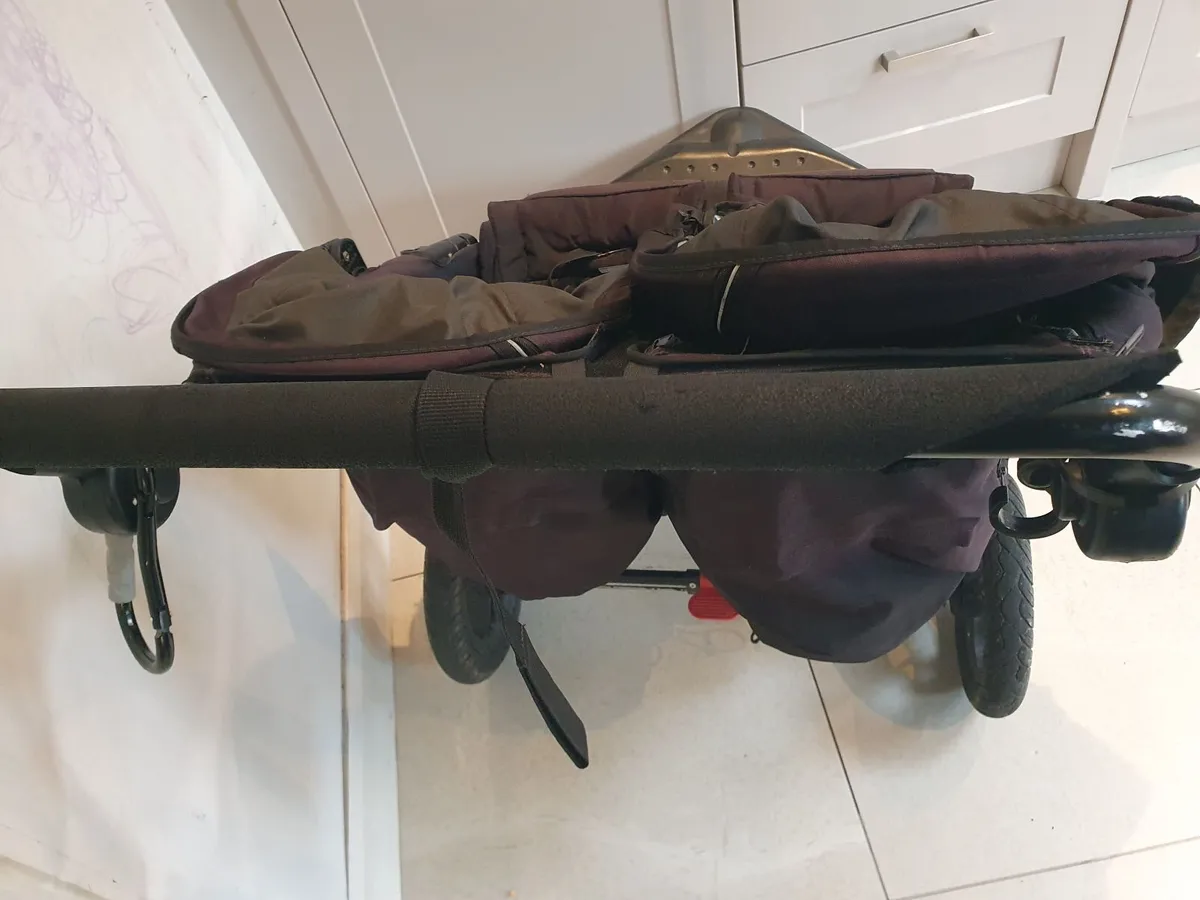Out n about double buggy - Image 3
