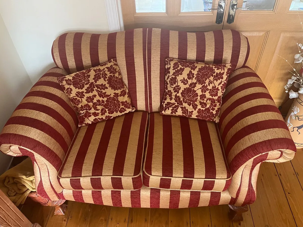 3 seater and 2 seater sofas. - Image 2